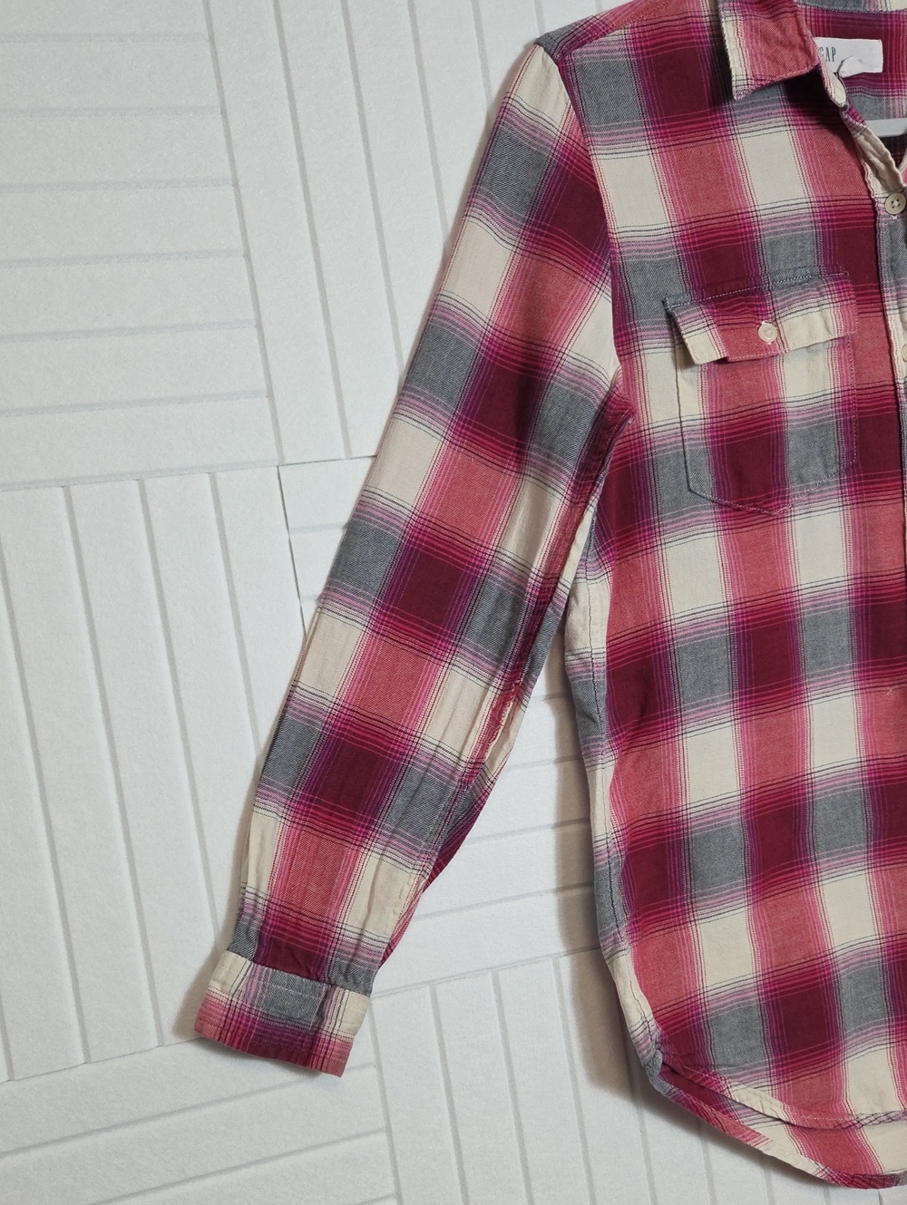 GAP 100% Cotton Boyfriend Fit Pink Flannel Shirt Size S - Picture 3 of 9